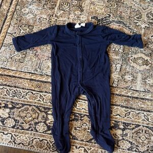 Kyte BABY Navy Blue snap footie (newborn)